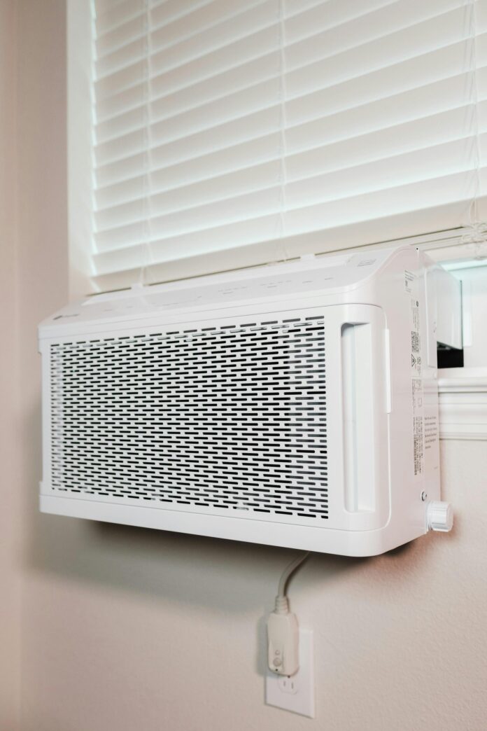 basement with proper ventilation, air vents, and a dehumidifier to ensure effective basement air circulation and improved air quality.
